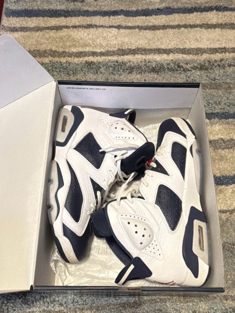 Jordan Men's White and Navy Athletic Sneakers